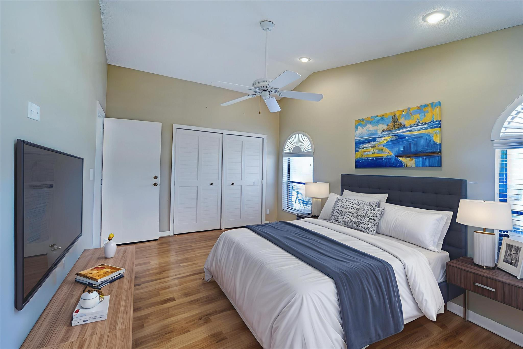 Woodmont Tr 71 105-14 B - Residential Lease