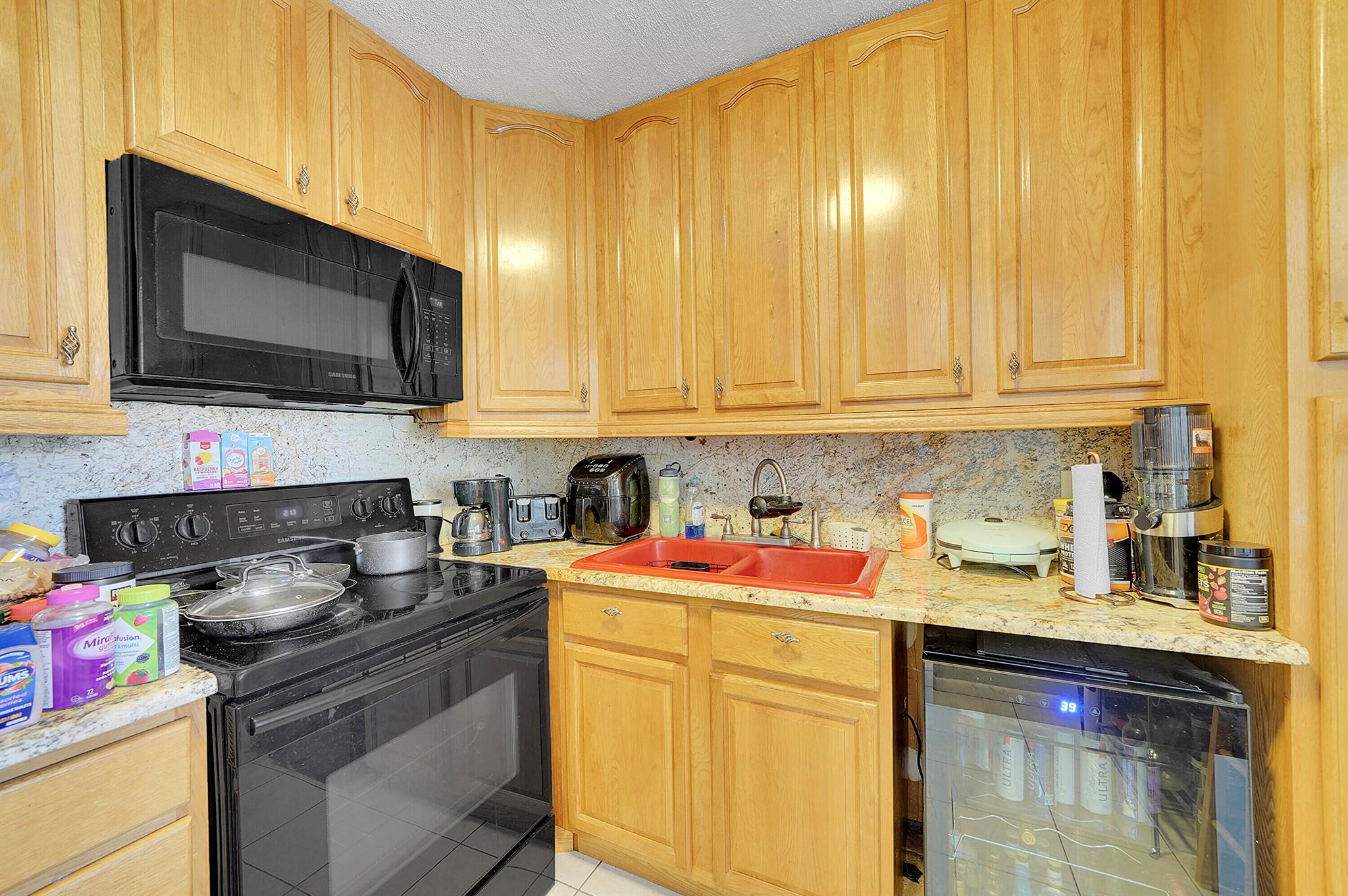 CYPRESS PARK CONDO - Residential