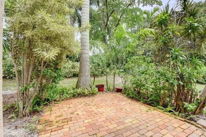 PROVENCE CONDO - Residential Lease