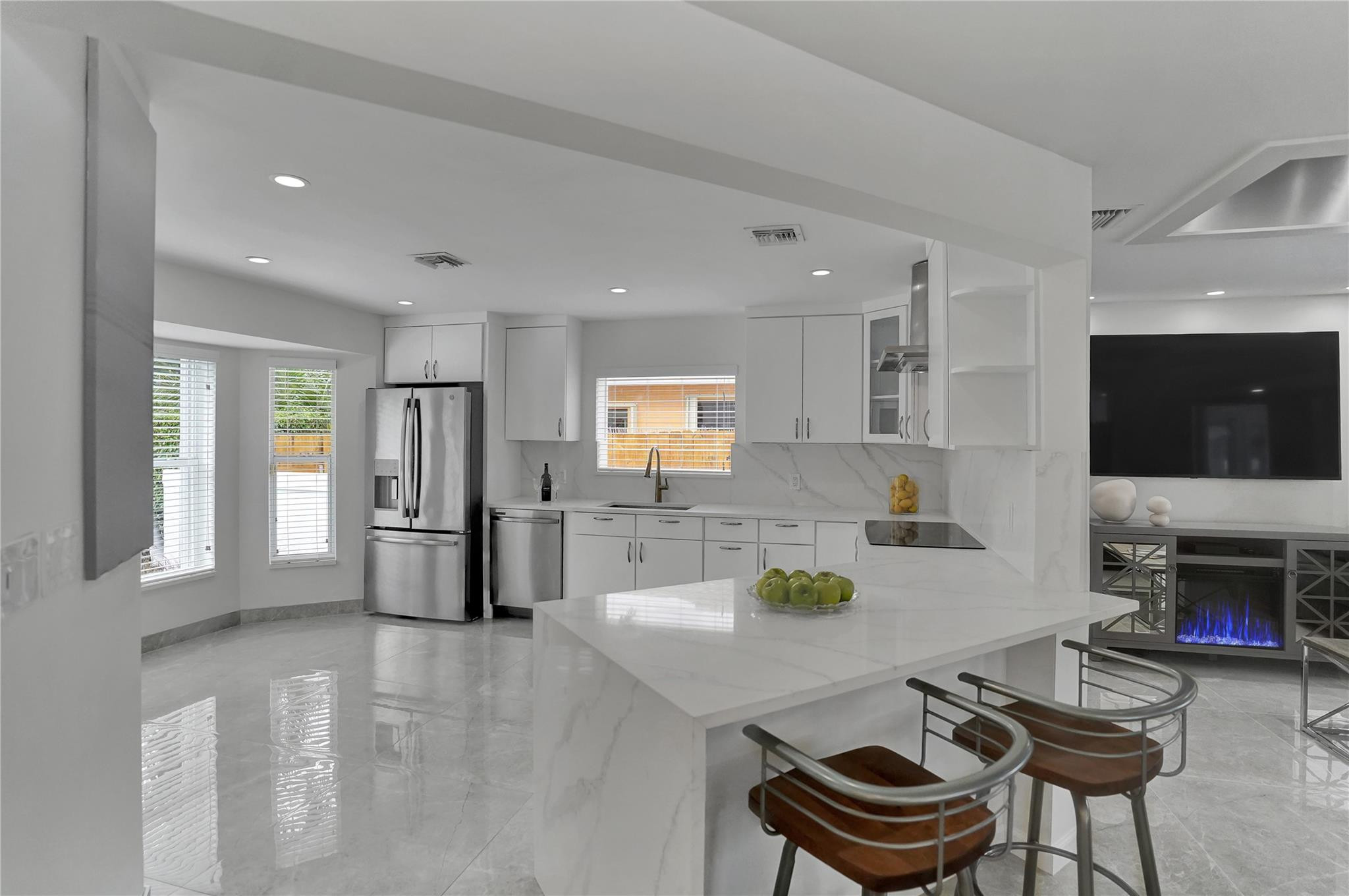 Pompano Isles 27-15 B - Residential