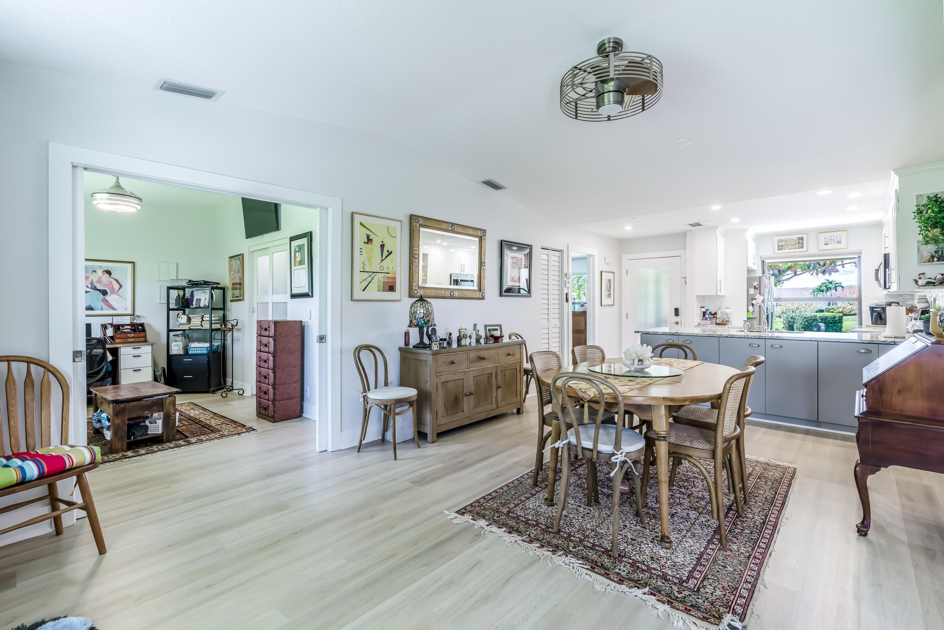 KINGS POINT 5 - Residential