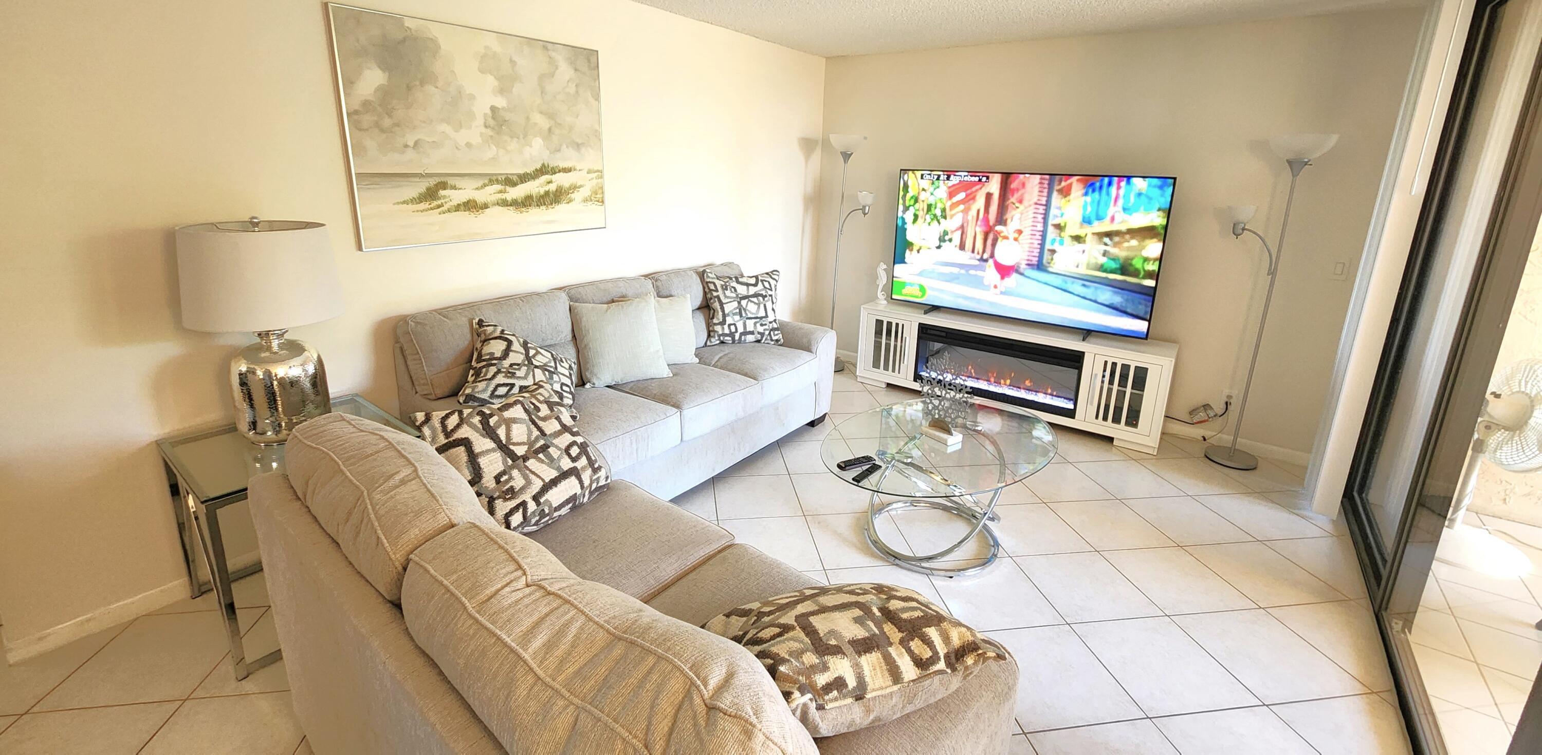 LAVERS DELRAY RACQUET CLUB CONDO - Residential