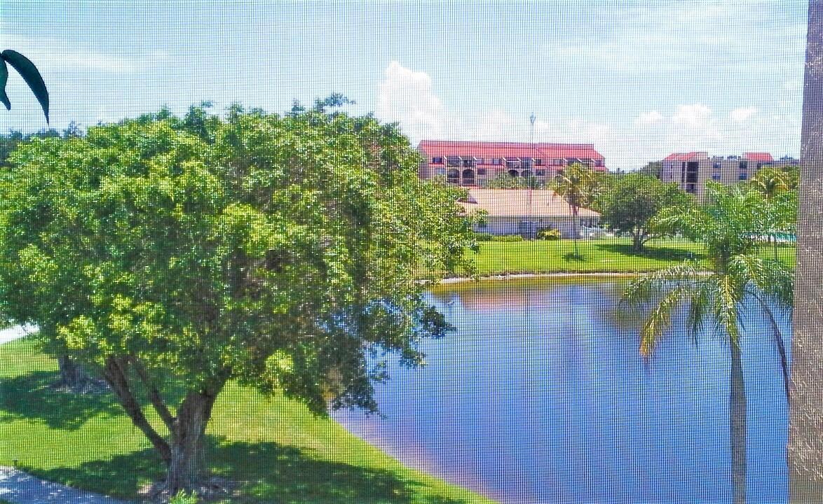 LAVERS DELRAY RACQUET CLUB CONDO - Residential