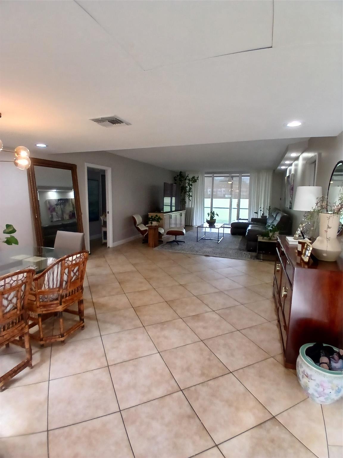 907 Cypress Ter 104