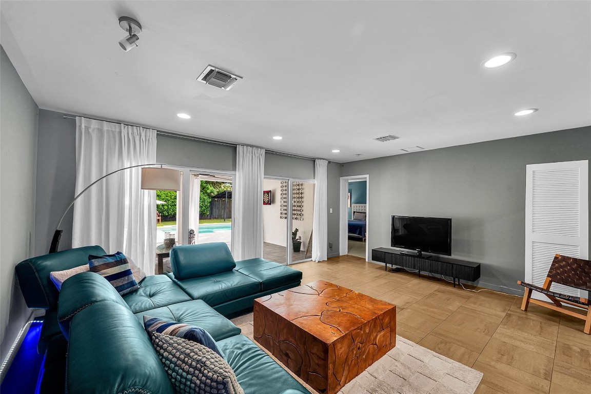 PROGRESSO - Residential Lease