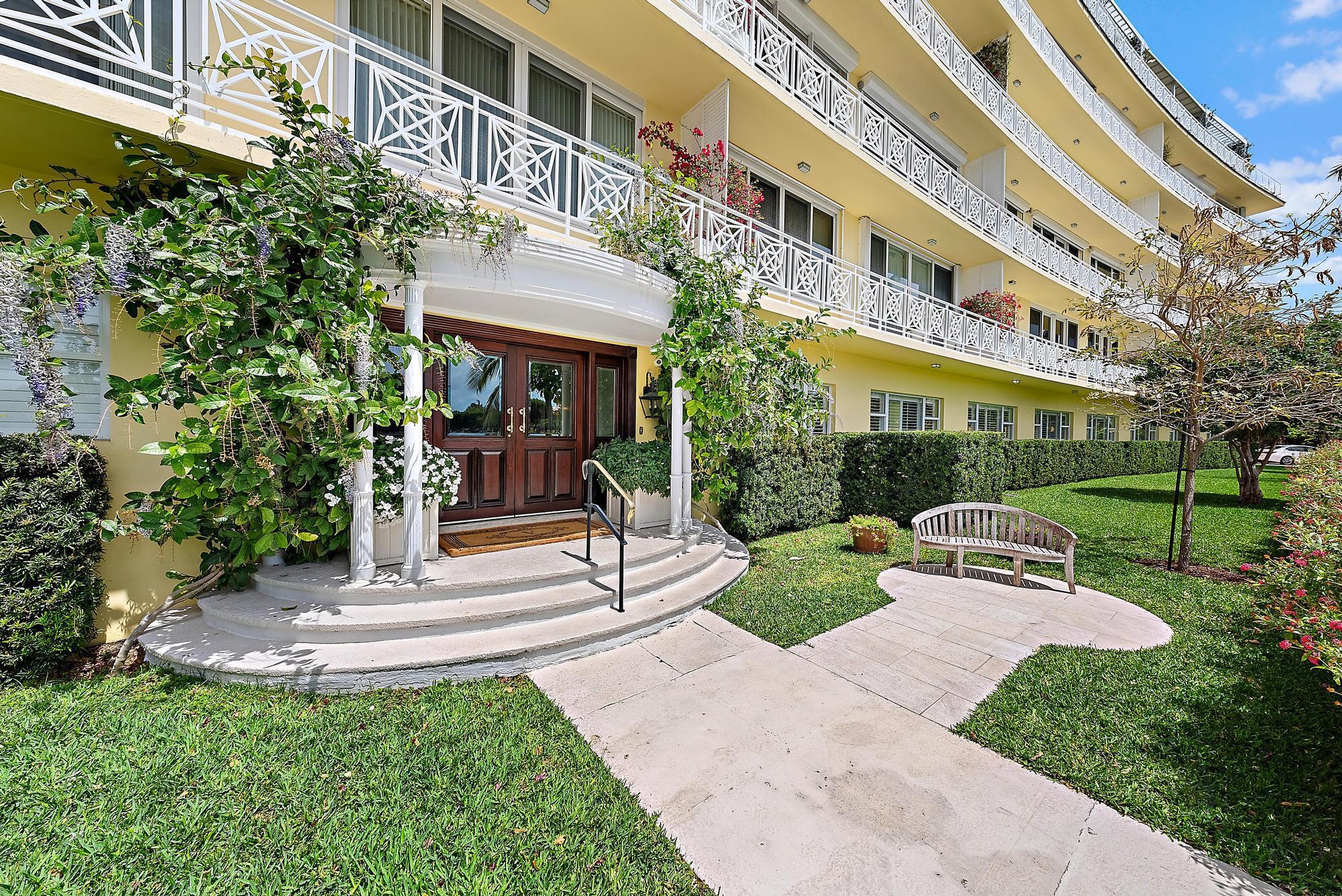 425 Worth Avenue 2f