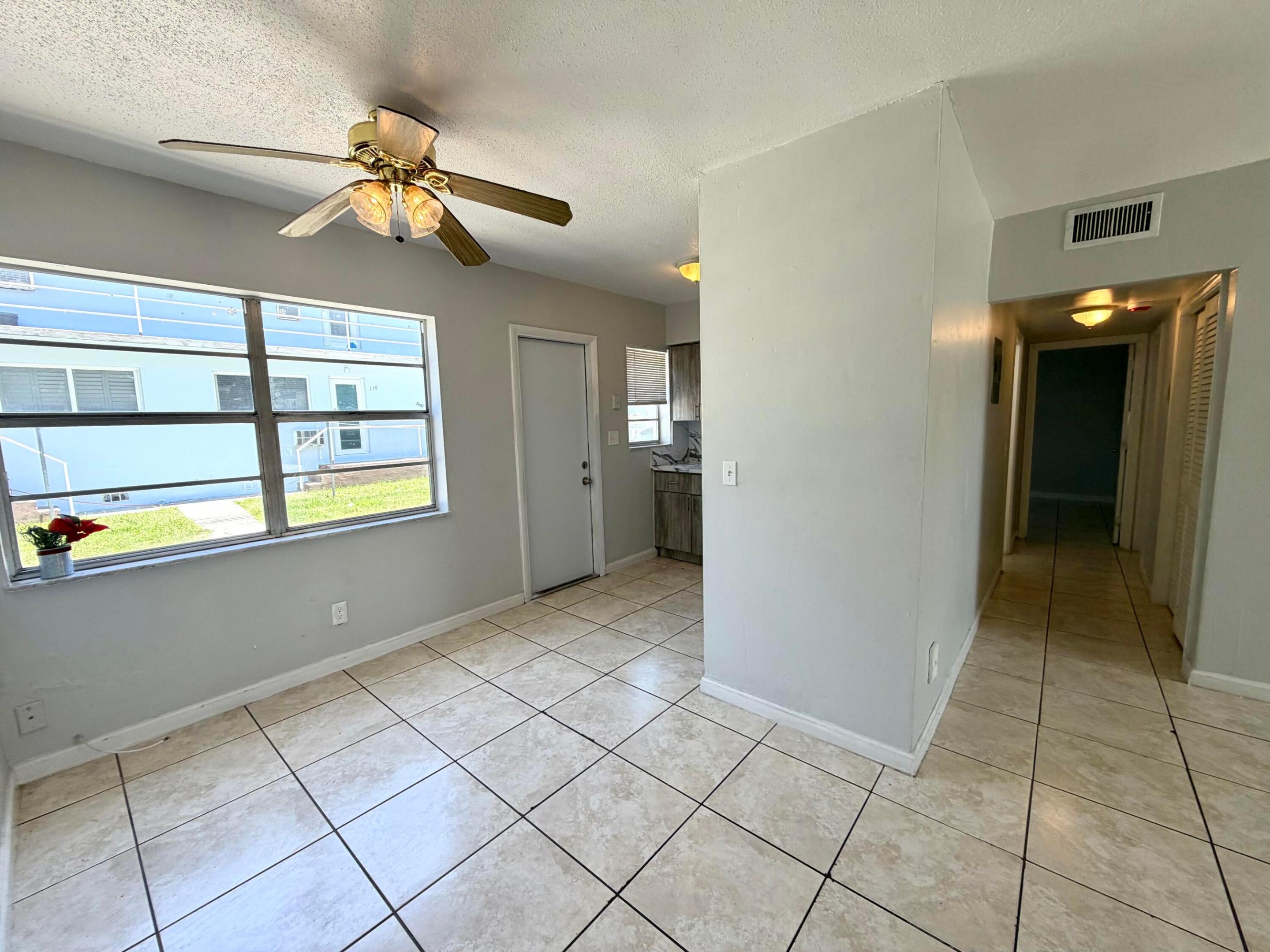 915 NE 8th Street 104