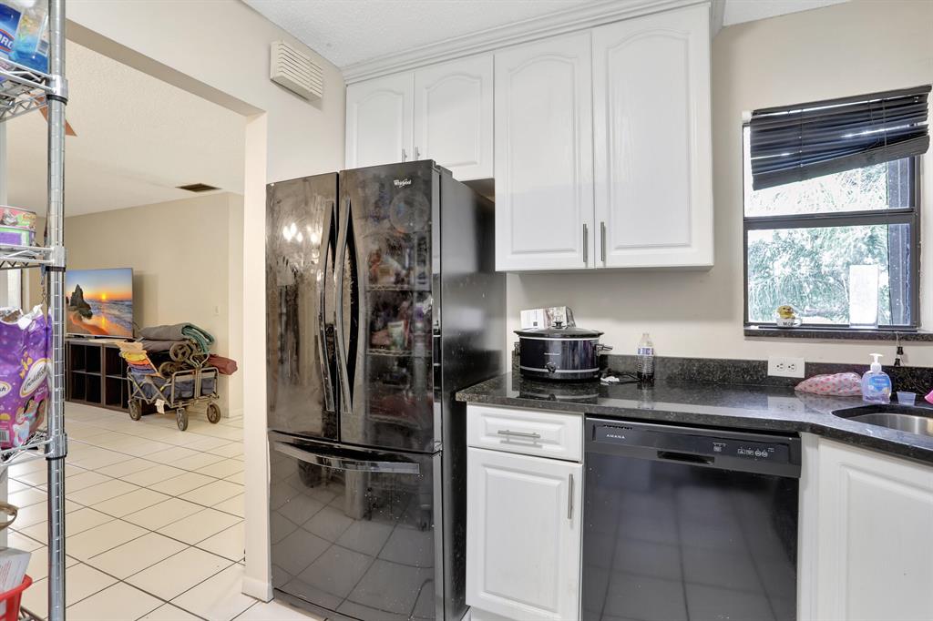 APPLEWOOD 2 - Residential