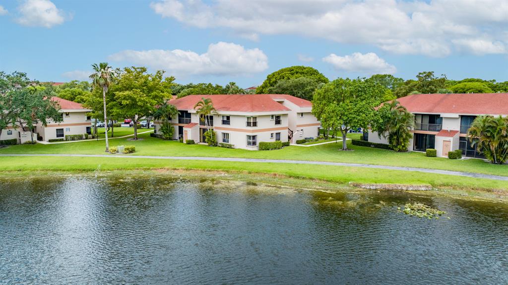 APPLEWOOD 2 - Residential