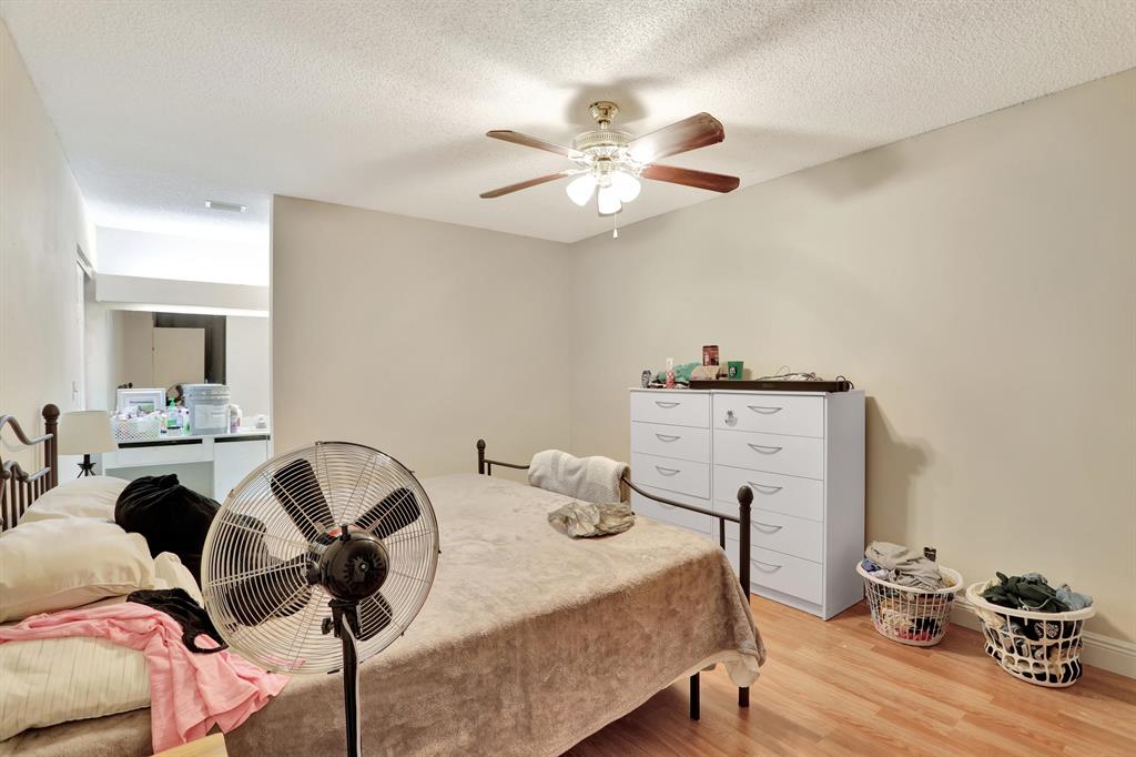 APPLEWOOD 2 - Residential