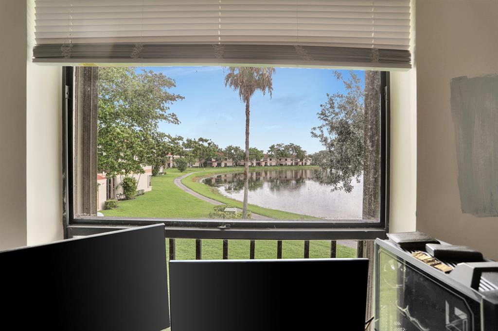 APPLEWOOD 2 - Residential