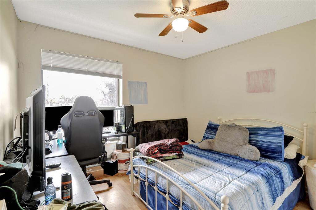 APPLEWOOD 2 - Residential