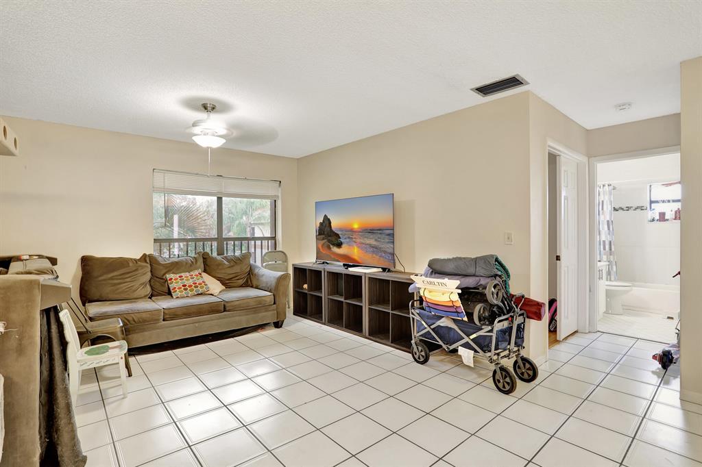 APPLEWOOD 2 - Residential