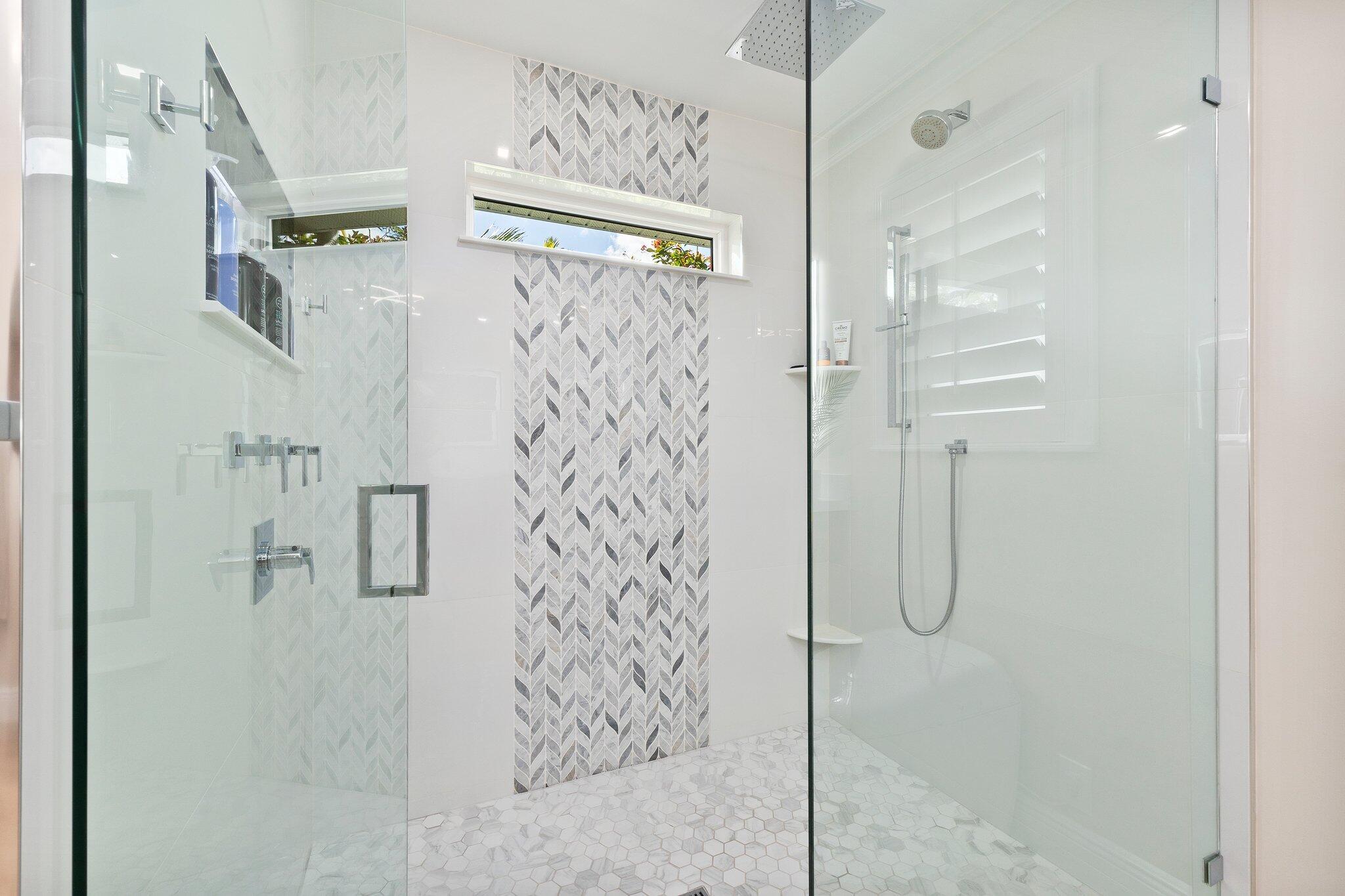 YACHT & COUNTRY CLUB OF S - Residential