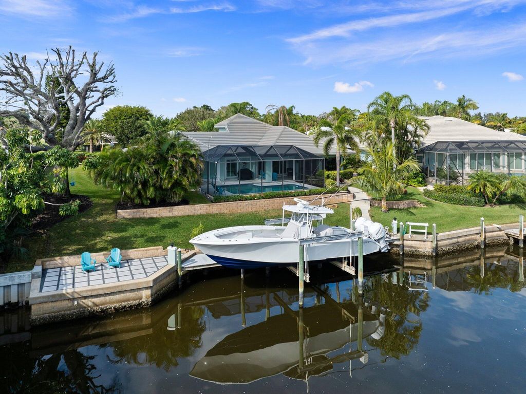 Photo of 3142 SE Fairway W, Stuart, FL 34997 (MLS # R11131035)