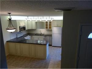 GARDEN LAKES AND GARDEN S - Residential Lease