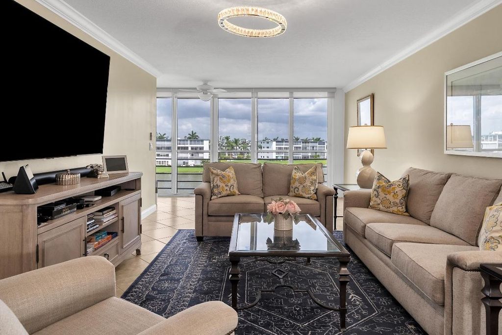 Photo of 4090 Guildford E #E, Boca Raton, FL 33434 (MLS # R11140167)