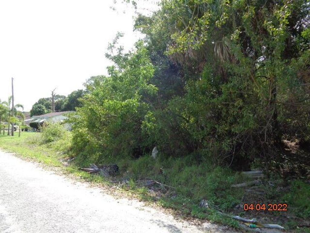 Photo of Tbd N 47th Street, Fort Pierce, FL 34947 (MLS # R10791717)
