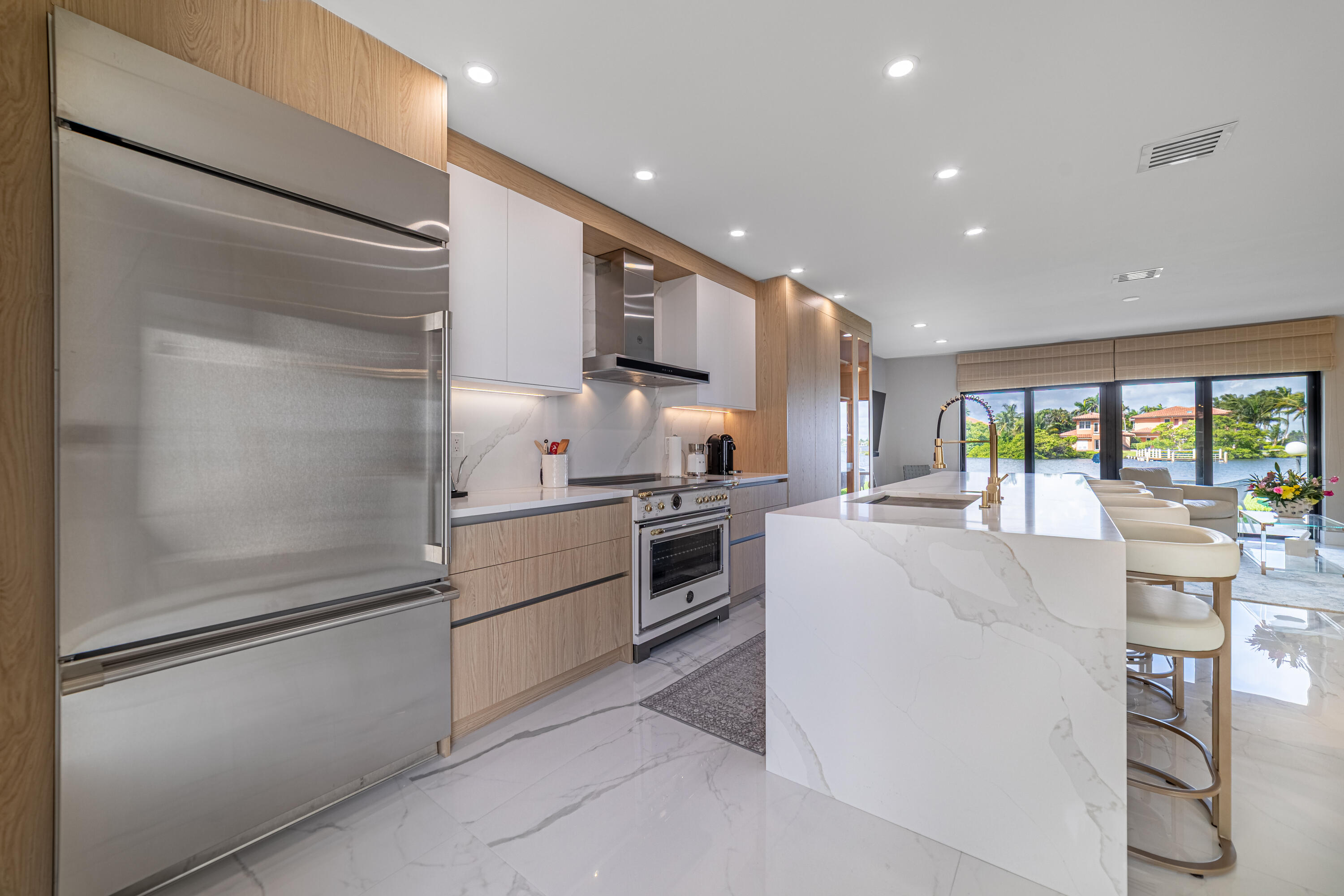 OCEAN CAY OF PALM BEACH - Residential