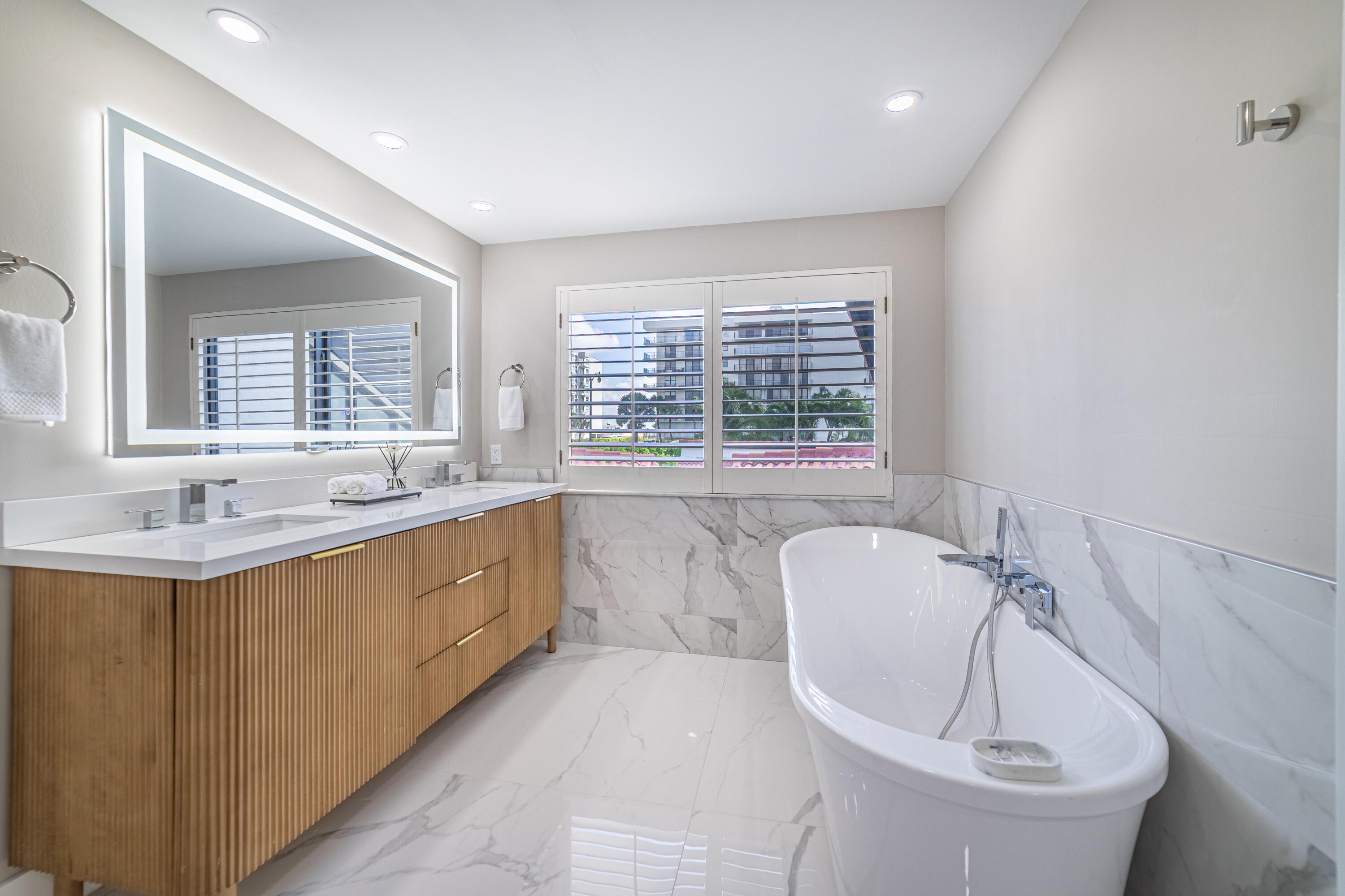 OCEAN CAY OF PALM BEACH - Residential