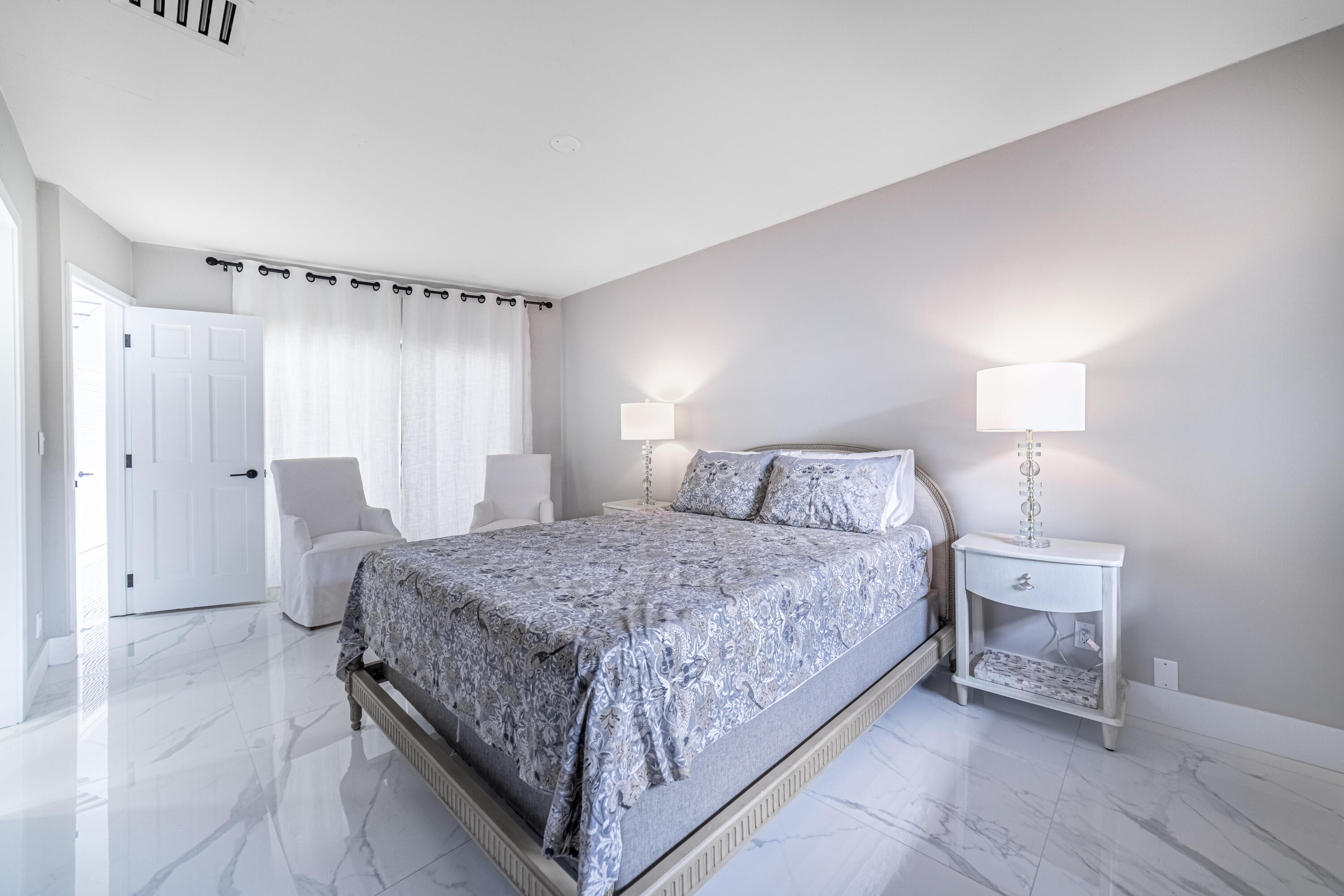 OCEAN CAY OF PALM BEACH - Residential