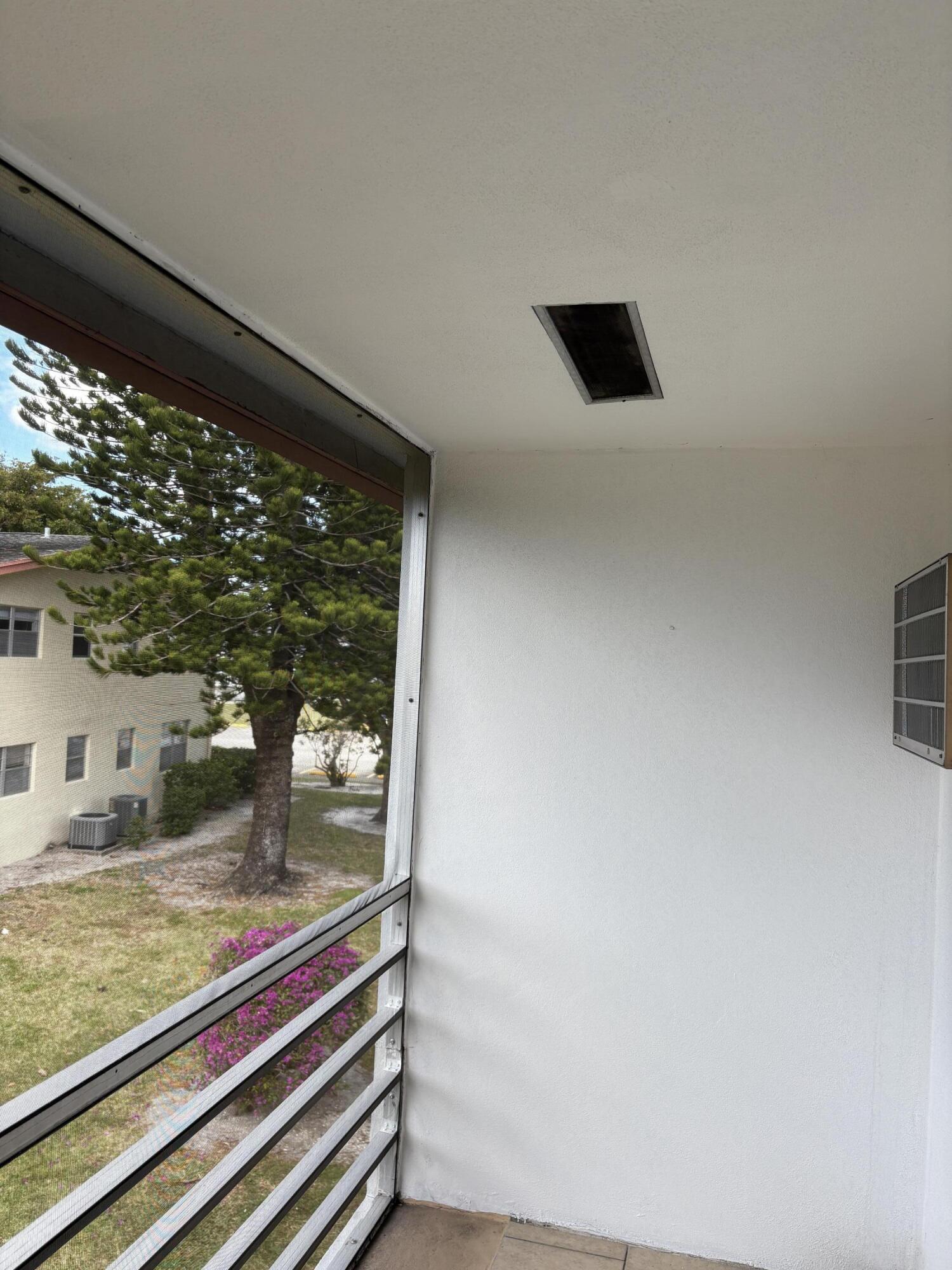 CENTURY VILLAGE / CAMDEN CONDOS - Residential Lease