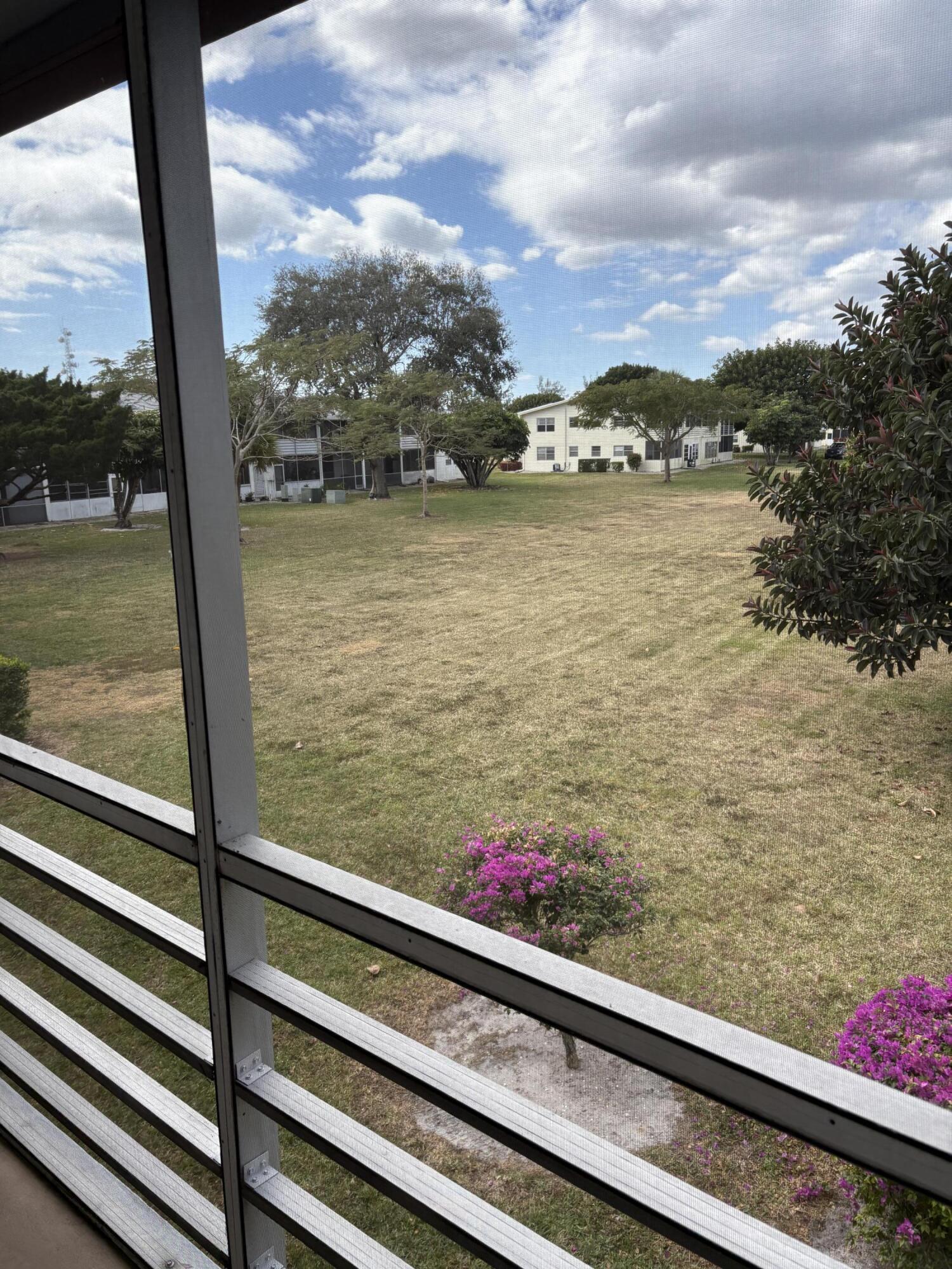 CENTURY VILLAGE / CAMDEN CONDOS - Residential Lease