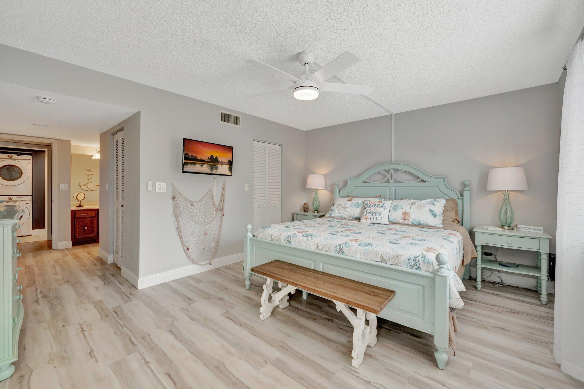 OCEAN VILLAGE - Residential