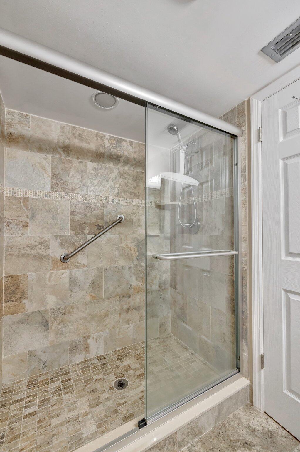 OCEAN VILLAGE - Residential