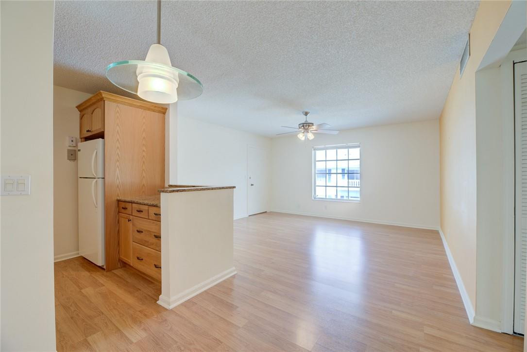 Imperial Point Colonnades - Residential