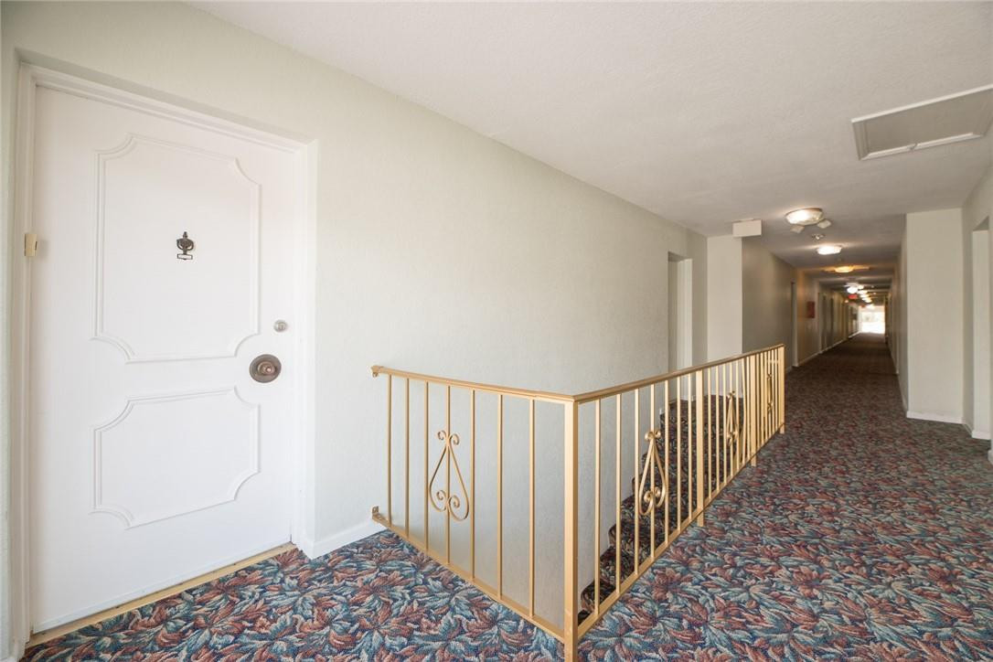 Imperial Point Colonnades - Residential