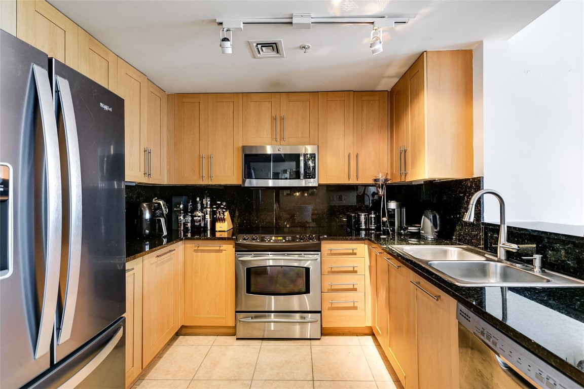 NURIVER LANDING CONDO - Residential