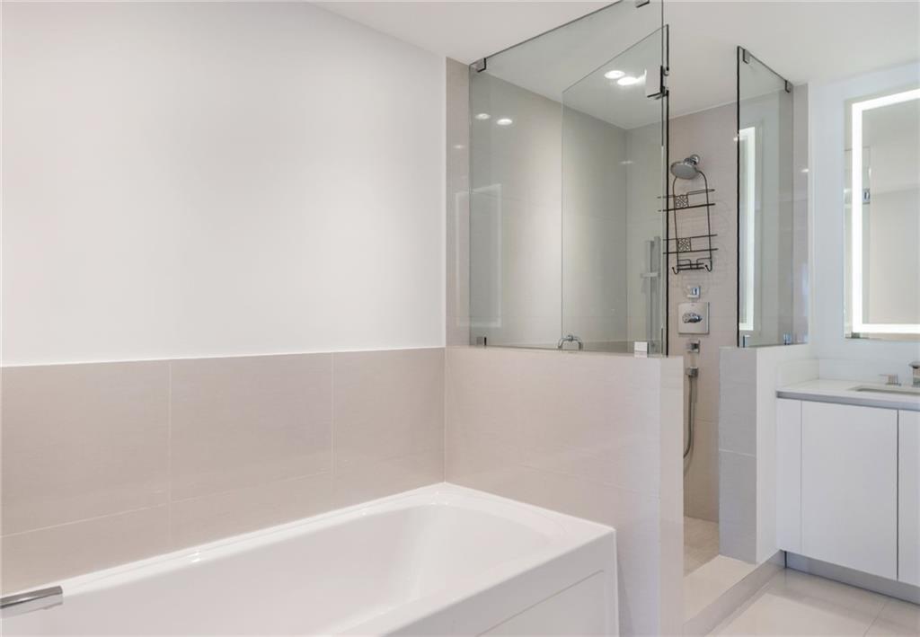 SAGE BEACH CONDO - Residential