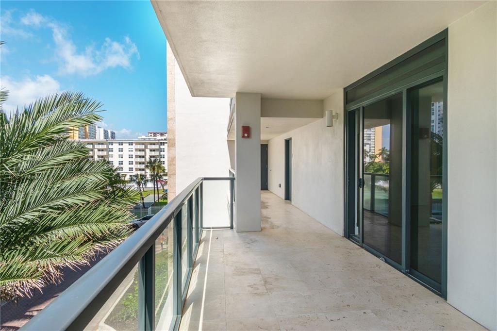 SAGE BEACH CONDO - Residential