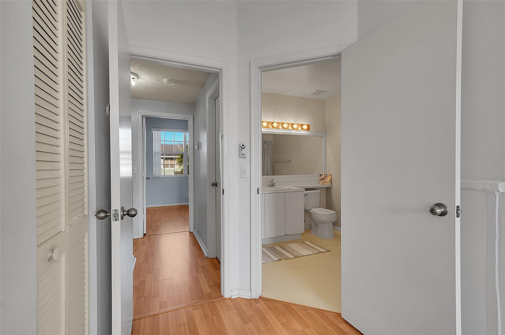 Bonaventure 82-43 B - Residential Lease