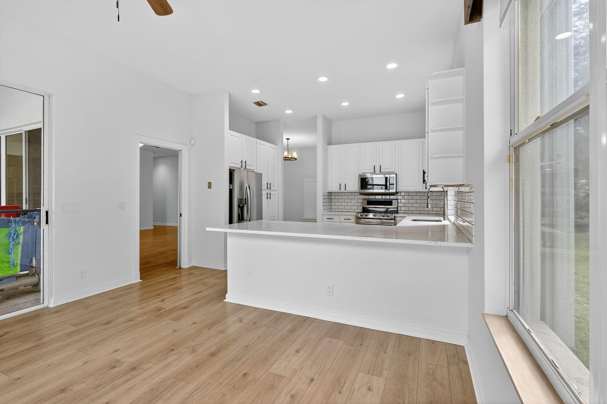 SHORES 4 - Residential