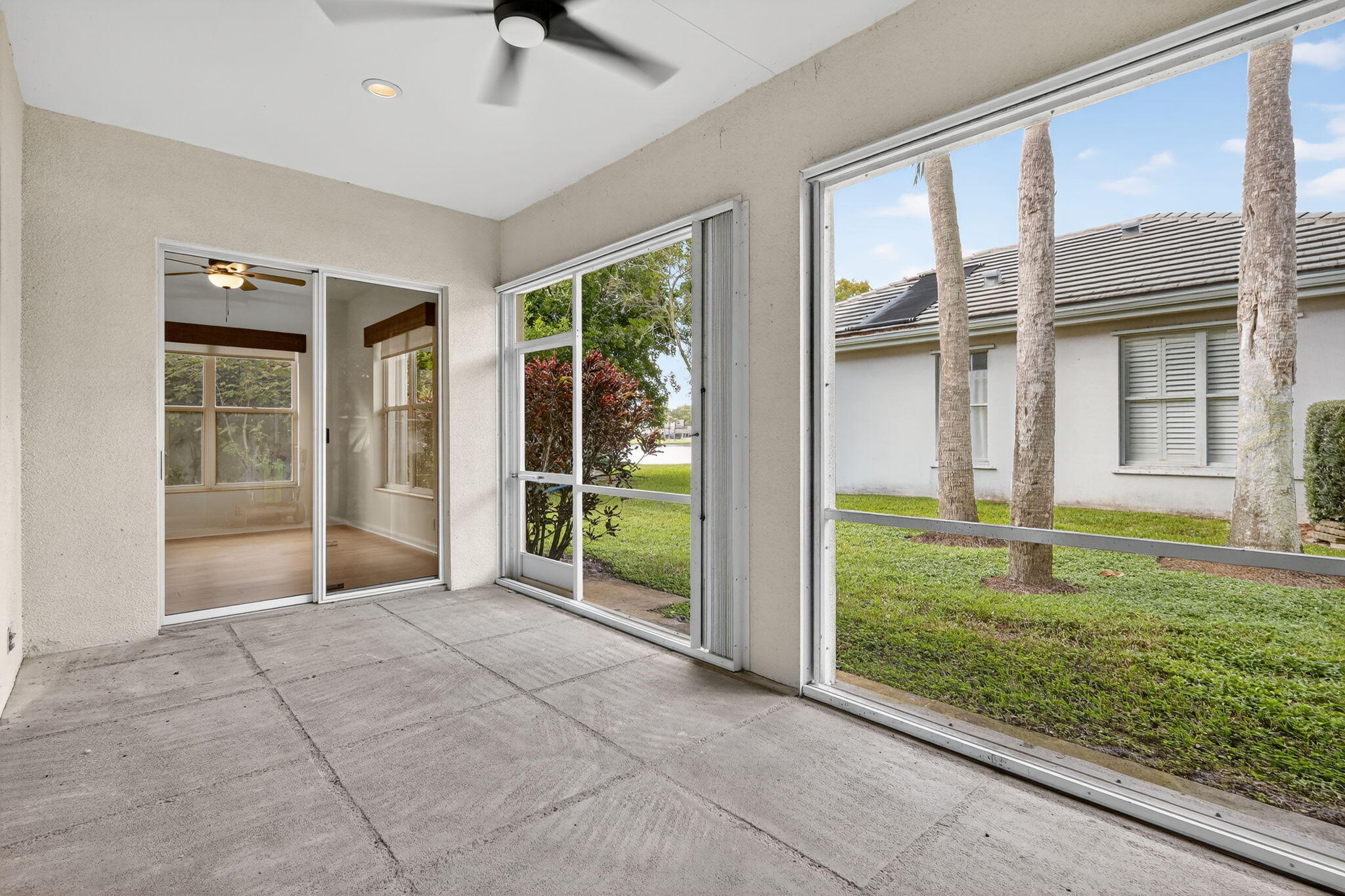 SHORES 4 - Residential