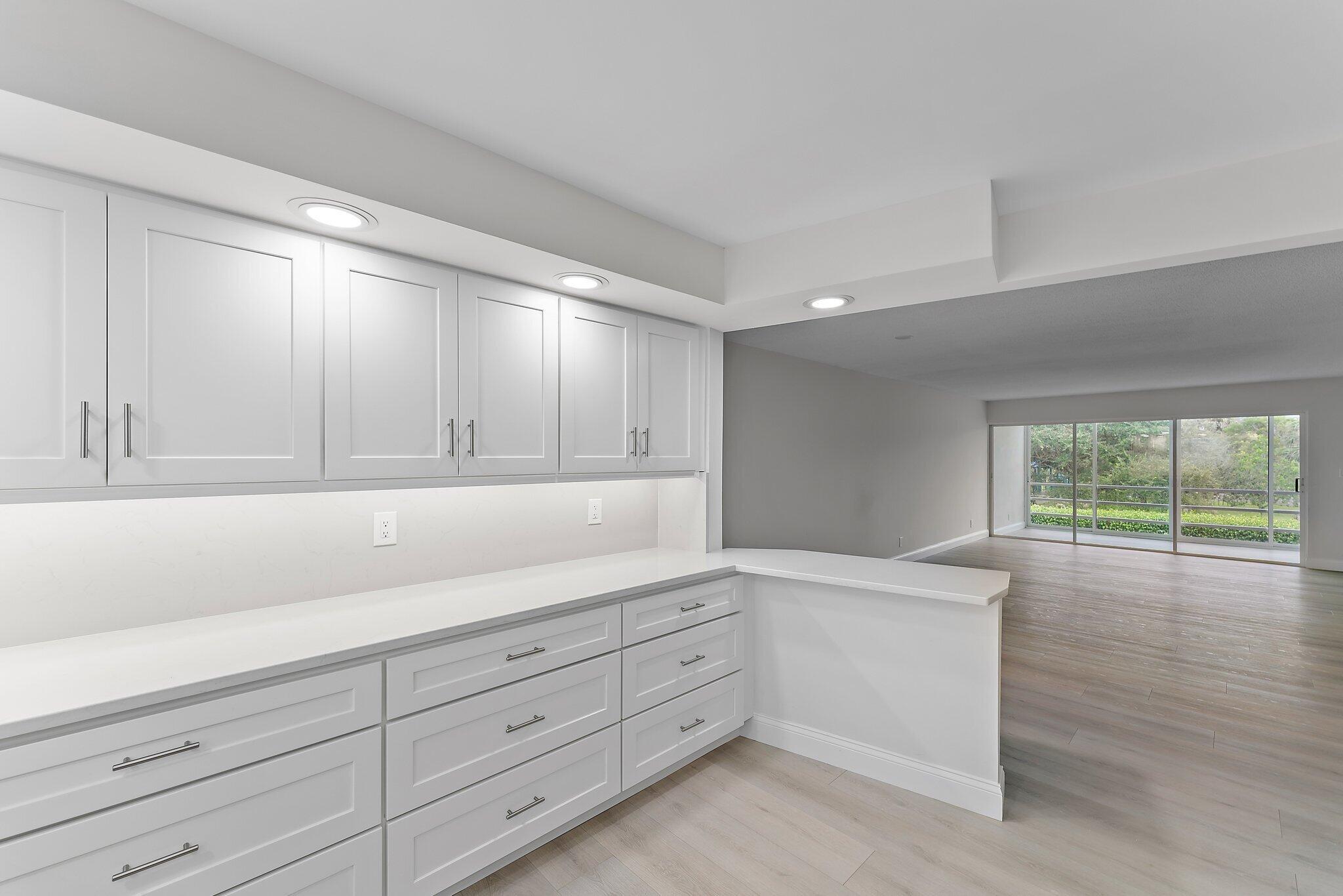 SEMINOLE CONDO - Residential