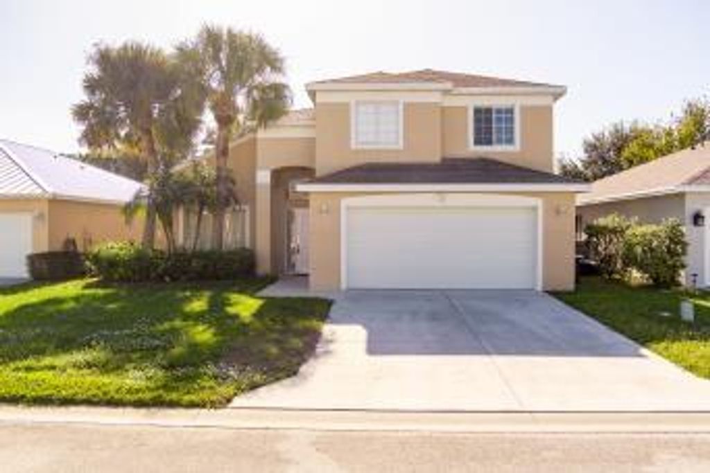 Photo of 2546 SE Springtree Pl, Stuart, FL 34997 (MLS # F10349311)