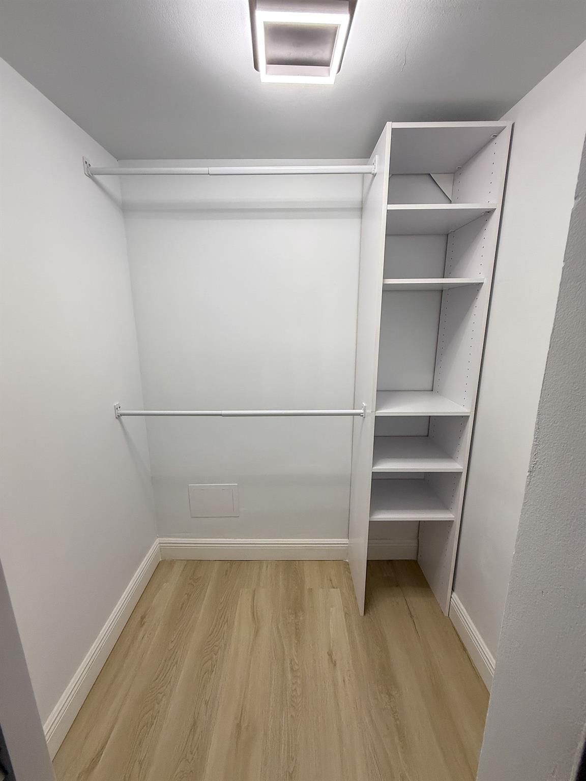 Sunrise lakes - Residential