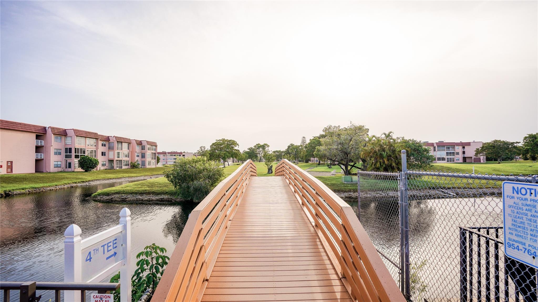 Sunrise lakes - Residential