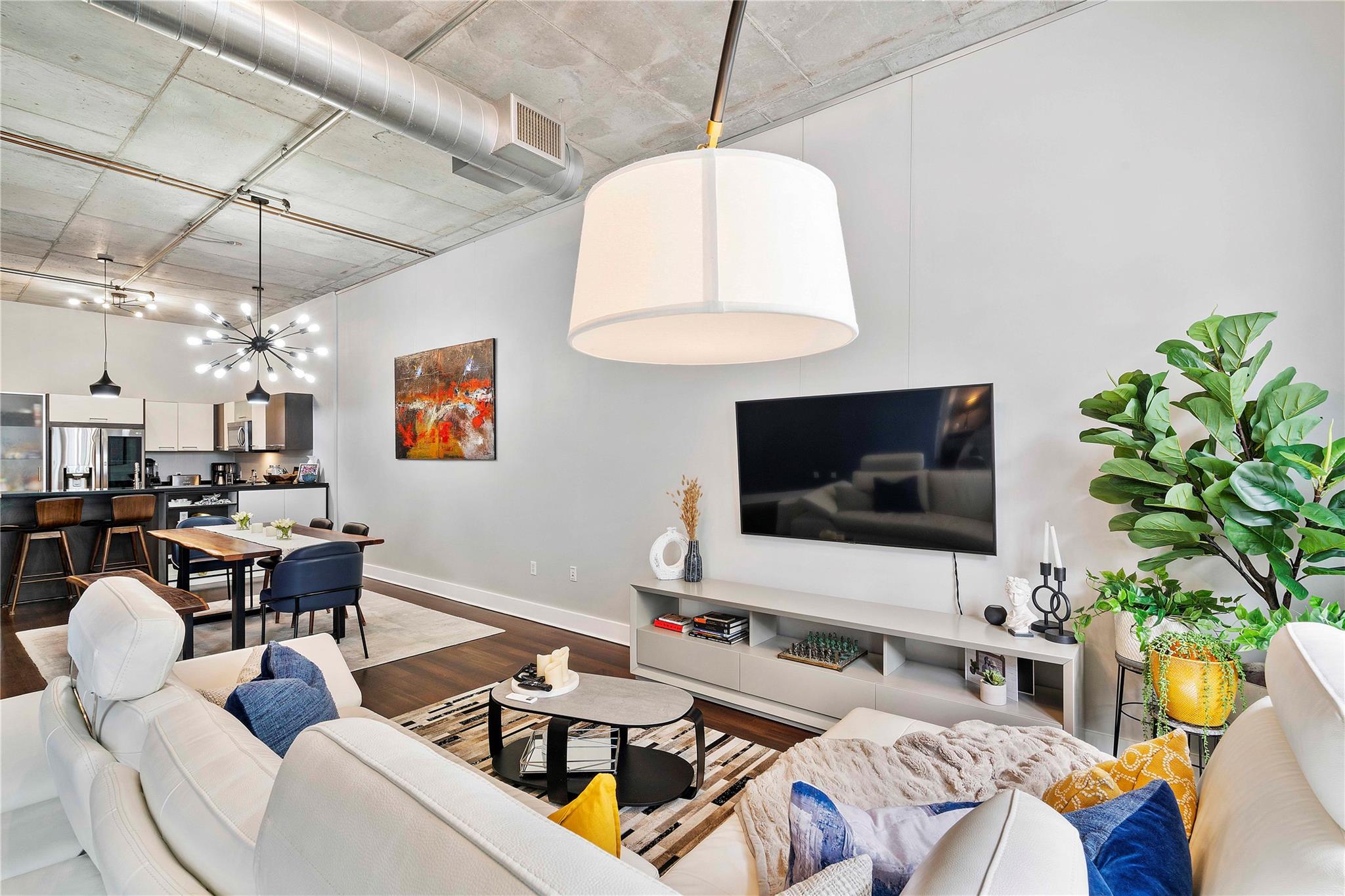 THE FOUNDRY LOFTS - Residential