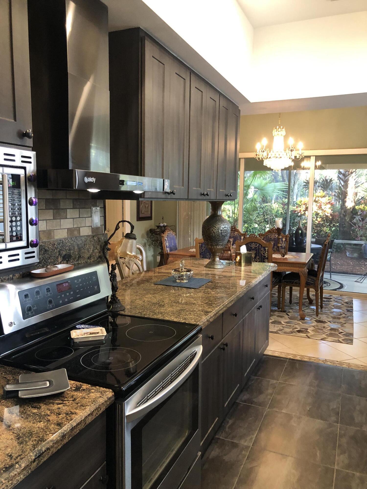 HAMMOCK RESERVE - Residential