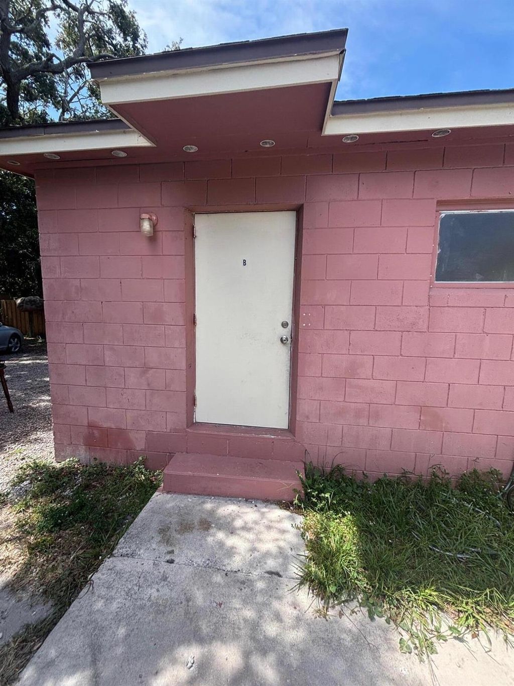 Photo of 503 N 25th Street, Fort Pierce, FL 34947 (MLS # R11100639)