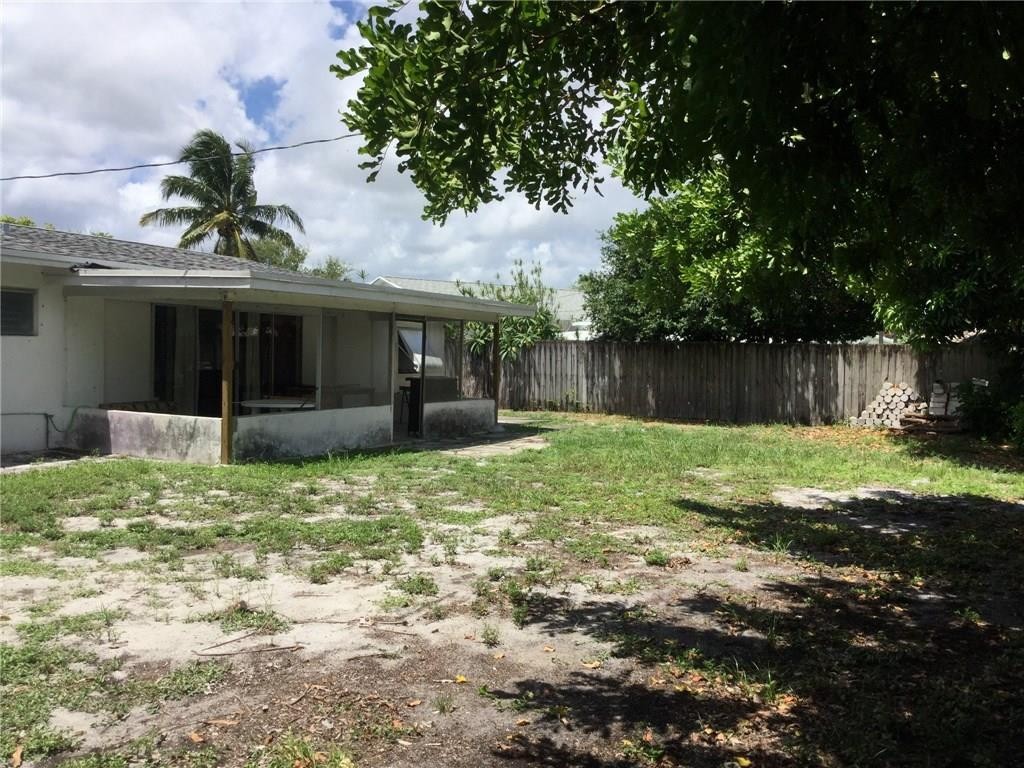 Second Add To Pompano Est - Residential