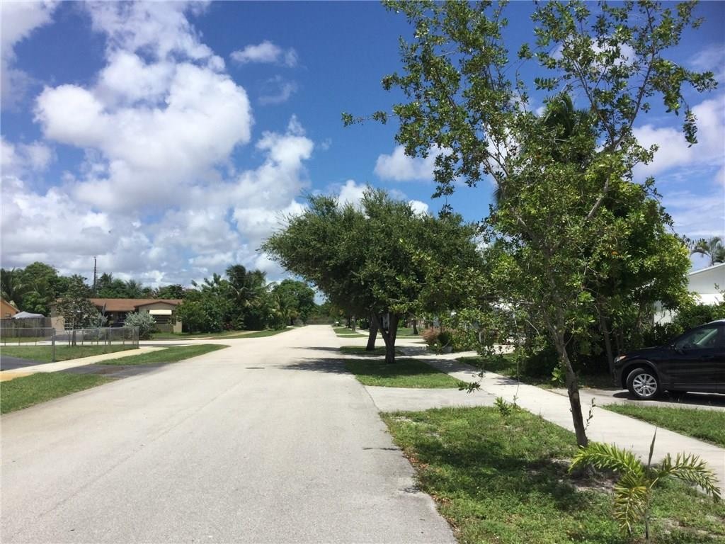 Second Add To Pompano Est - Residential