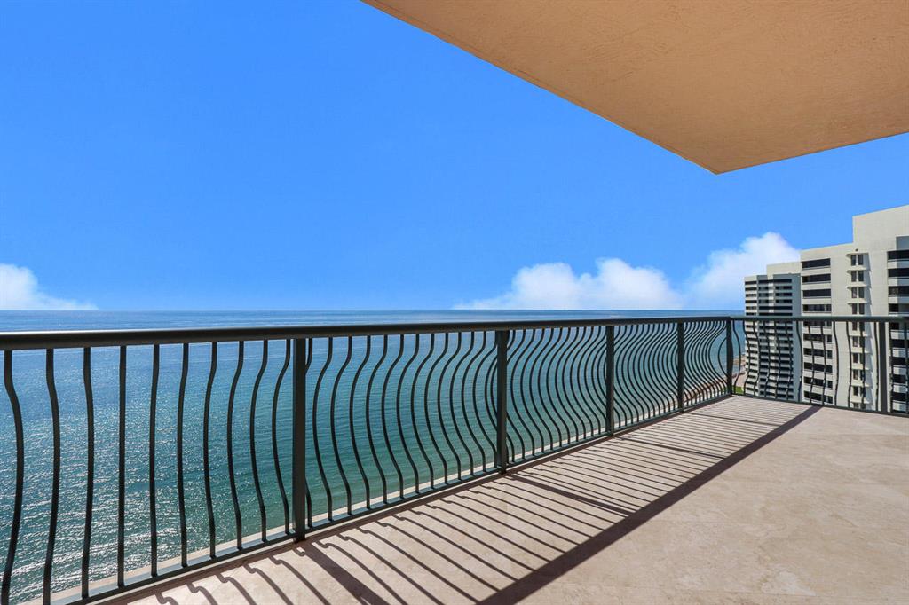 Via Delfino - Residential