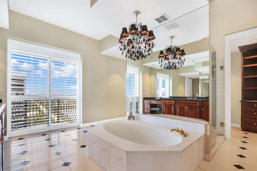 Via Delfino - Residential