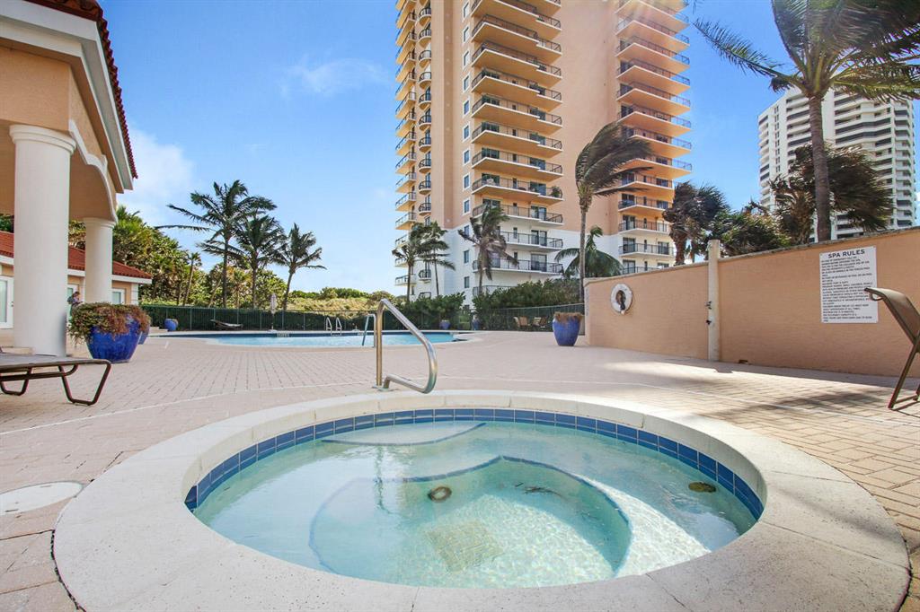 Via Delfino - Residential