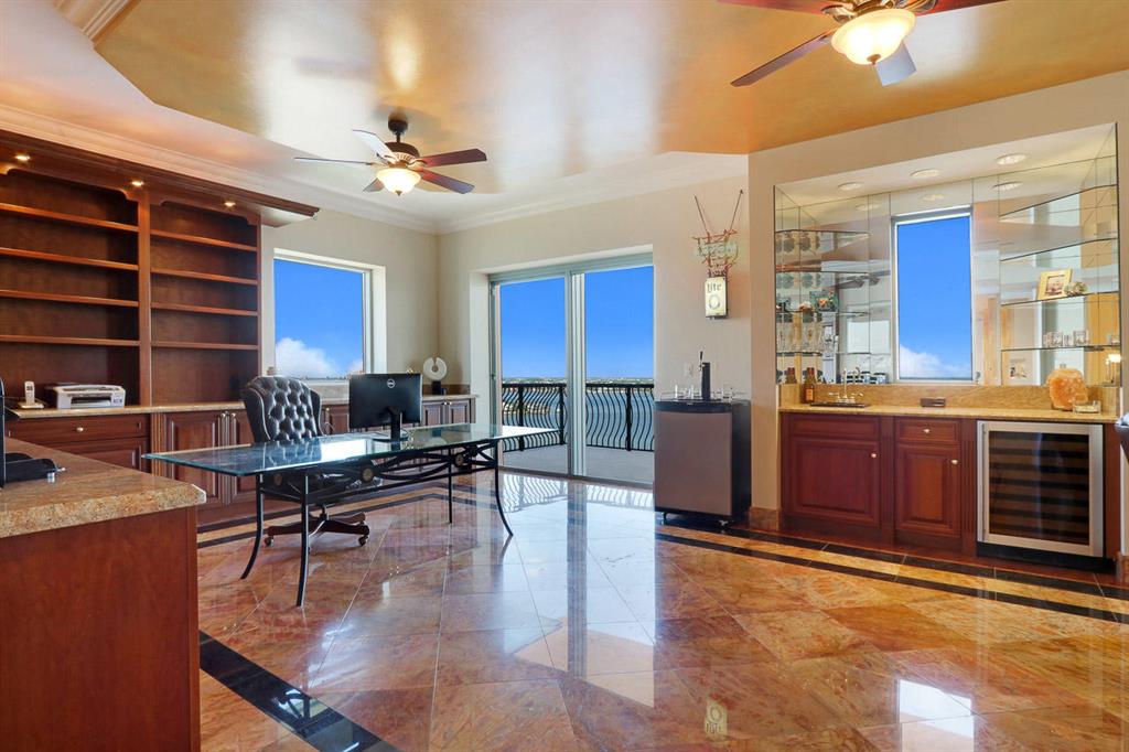 Via Delfino - Residential